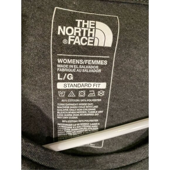 The North Face‎ Women’s T-Shirt - Picture 3 of 5